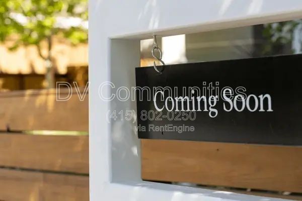 Building Photo - 512 Albert Anthony St