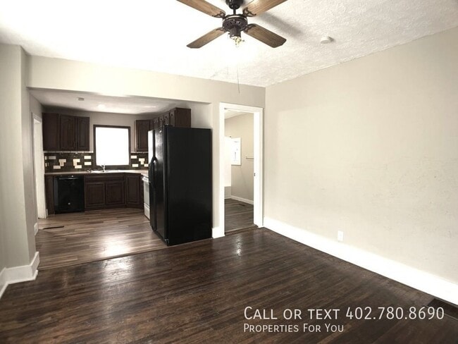 Photo - 2239 Dudley St