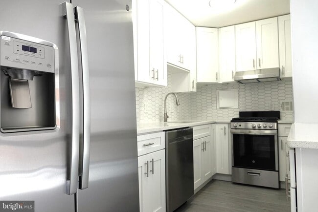 Photo - 950 25th St NW Unit 617-N