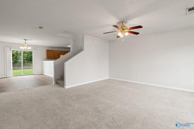 Photo - 113 Lockport Dr