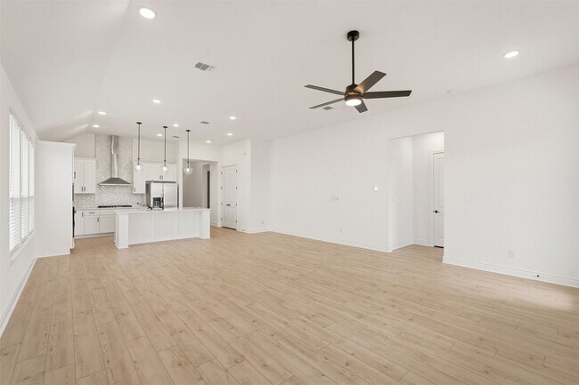Photo - 25234 Bamburgh Dr
