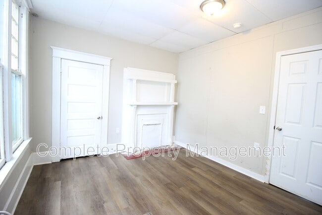 524 Fulton Ave SW
