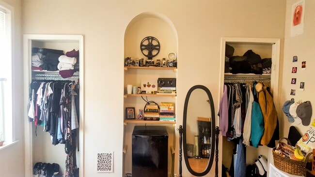 Photo - 2032 N Gratz St