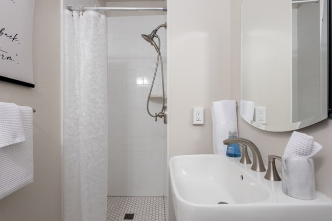 Photo - 9426 N Edison St Unit 1