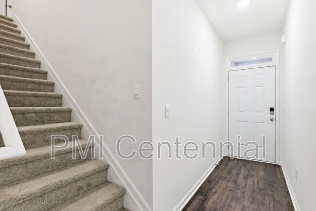 Photo - 192 Hampton Cir