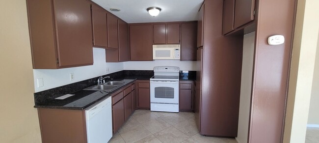 Photo - Beautiful 3 Bed 2 Bath Single Story house in prestigious community of Daimond Bar Close to everyw...