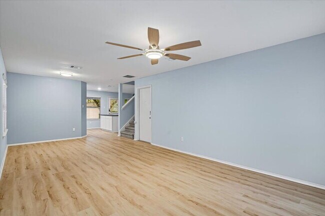 Photo - 8706 Dandelion Trail