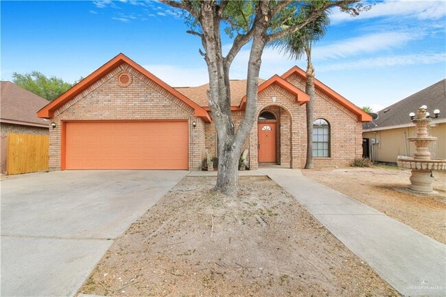 Building Photo - 28 N Champagne