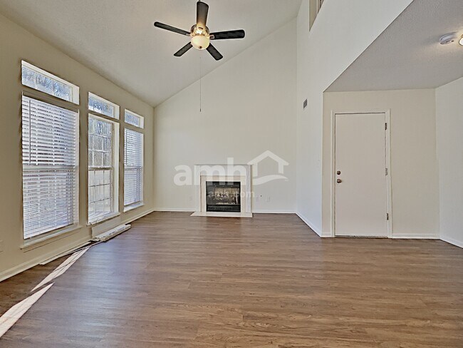 Photo - 8402 Galena View Dr