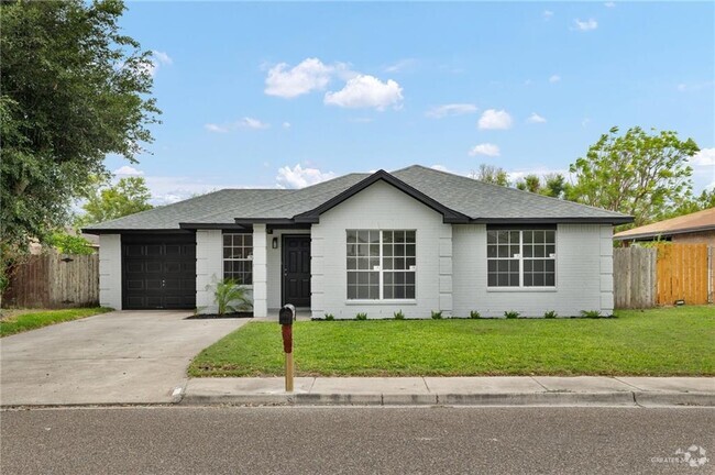 Building Photo - 502 Thornwood Dr Rental