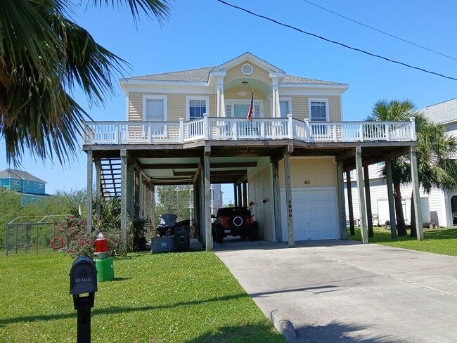 Building Photo - Jamaica Beach Spacious 2 bedroom, 1 bathro... Rental