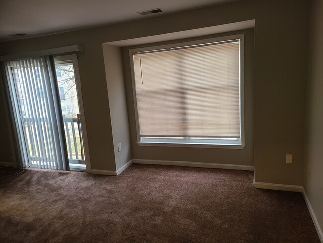 Photo - 2714 Stanton Rd SE