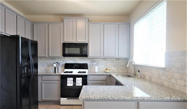 Photo - 8518 Cahill Dr Unit 8