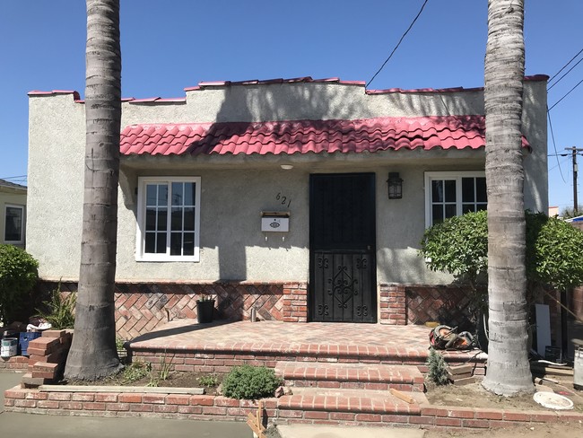 Front Entrance - 621 Magnolia Ave House