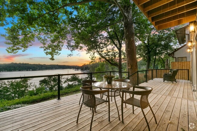 Building Photo - 74 Riverside Dr Rental