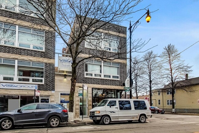 Photo - 2325 W Taylor St