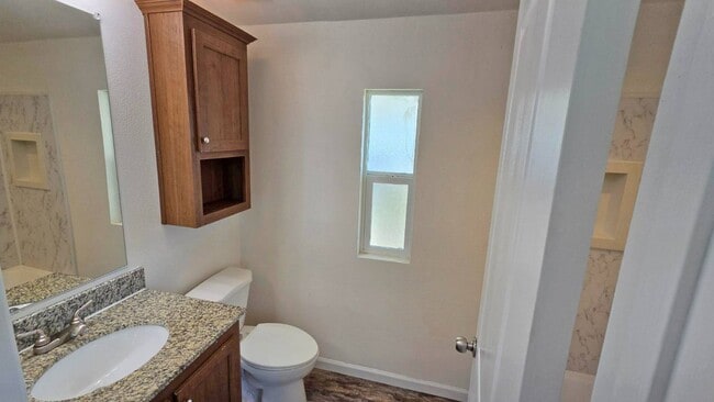Photo - 1470 Elizabeth St