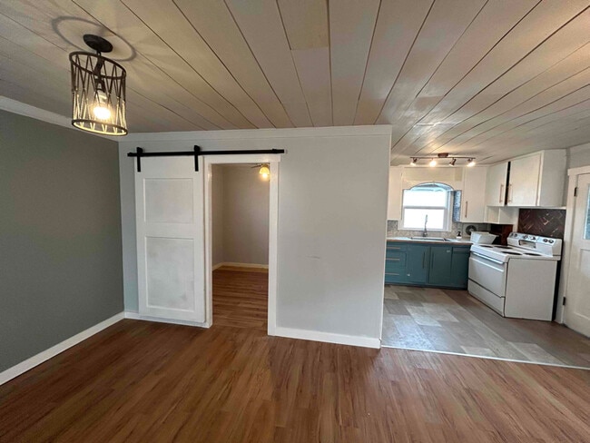 Photo - 2310 S Grant Ave