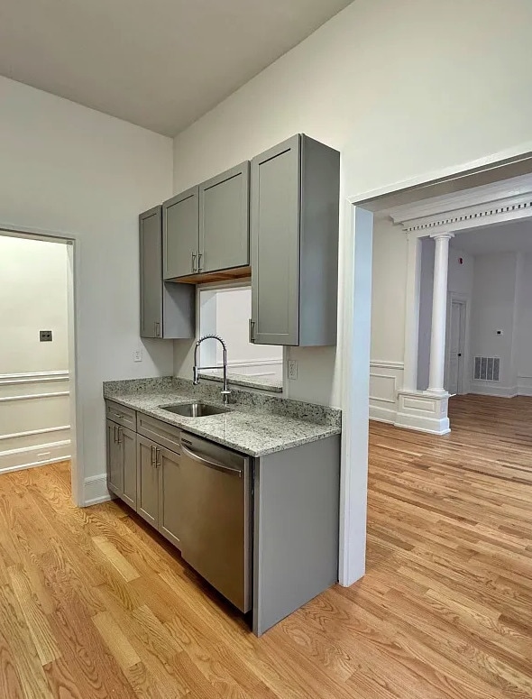 Photo - 361 W Market St