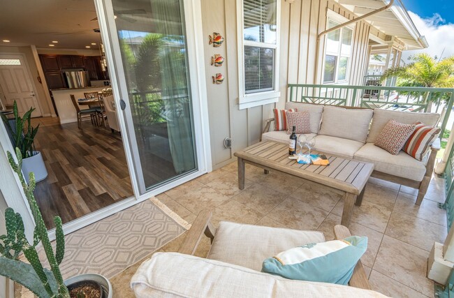 Building Photo - Beautiful Fully Furnished, 3 Bed/2 Bath Kai Ani Village Townhome