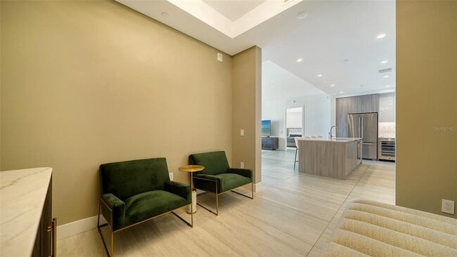 Photo - 301 Quay Commons Unit 704