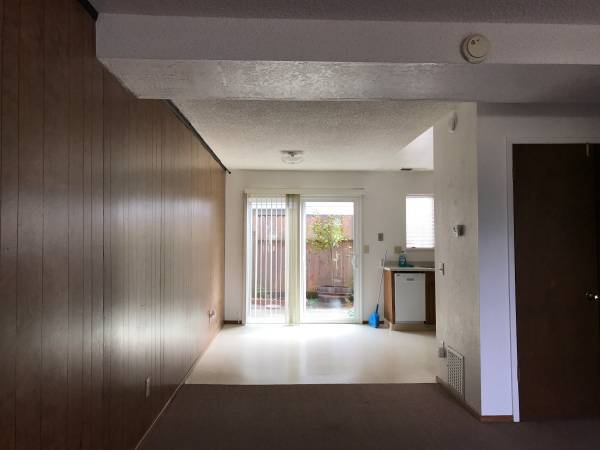 Photo - 2214 Myrtle Avenue