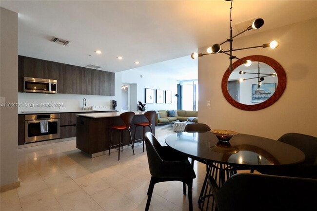 Photo - 68 SE 6th St Unit 3607