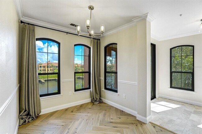Photo - 2730 Via Tivoli Unit 334B