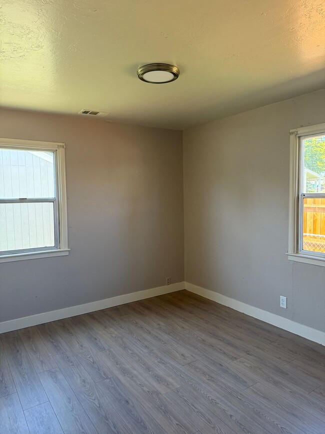 Photo - Edi2324/Jill2343 Unit Jill2343