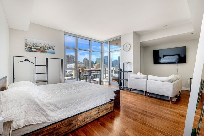Photo - San Diego Downtown  Gaslamp Quarter Furnished  Studio -Available NOW! Unit #1109