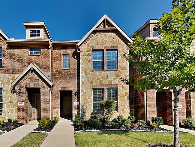 Building Photo - 2020 Saddle Wy Rental