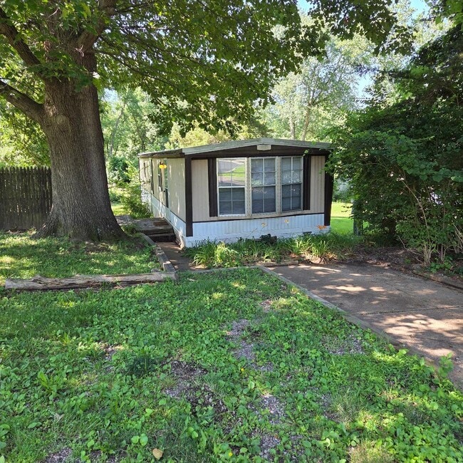 Building Photo - 134 Coil Rd