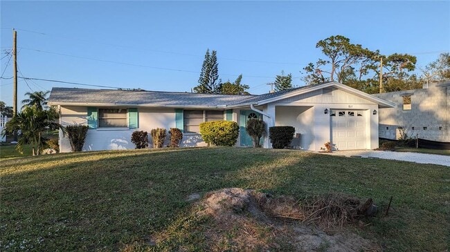 Photo - 567 Bradenton Rd