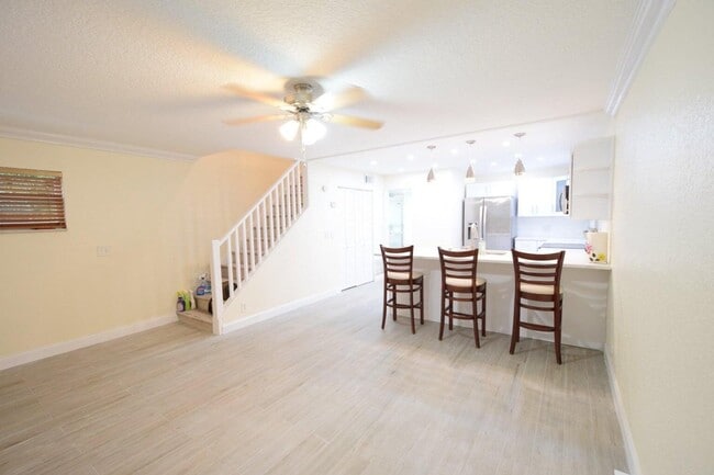 Building Photo - 3101 Florida Blvd Rental