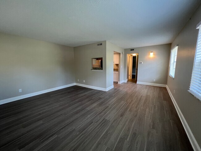 1 Bed/1 Bath - Unit 3