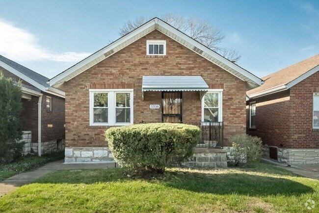 Building Photo - 5336 Chippewa St Rental