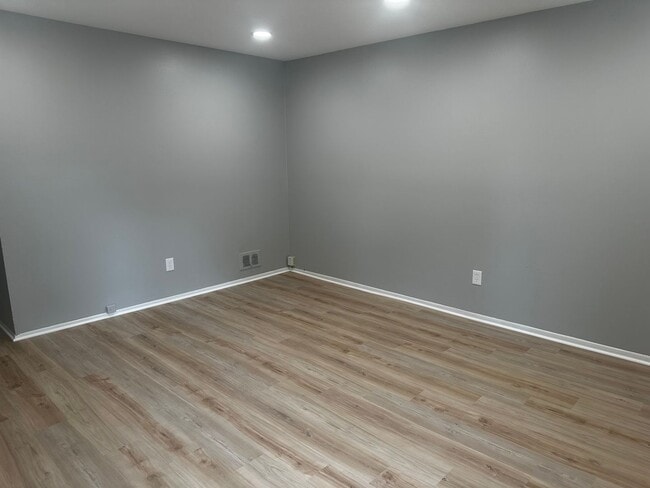 Photo - 3 Bedroom Home In Harper Woods