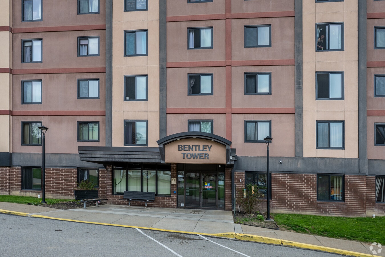 Photo - Bentley Tower