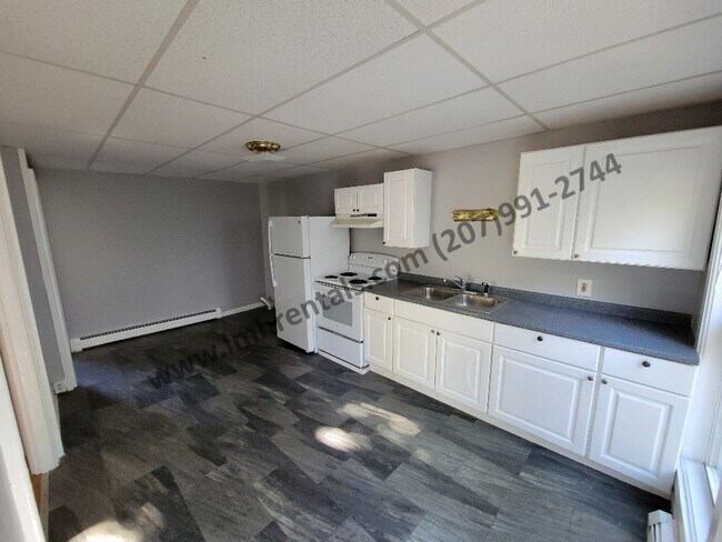 Photo - 97 Grove St Unit 1