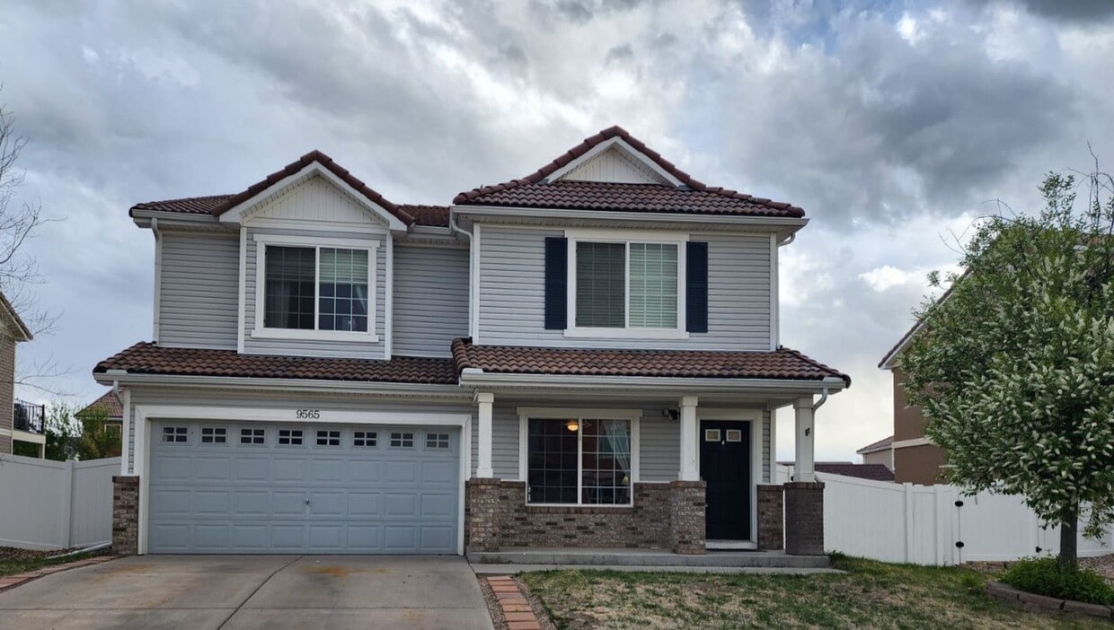 Beautiful 3 Bedroom house in Fountain - Beautiful 3 Bedroom house in Fountain