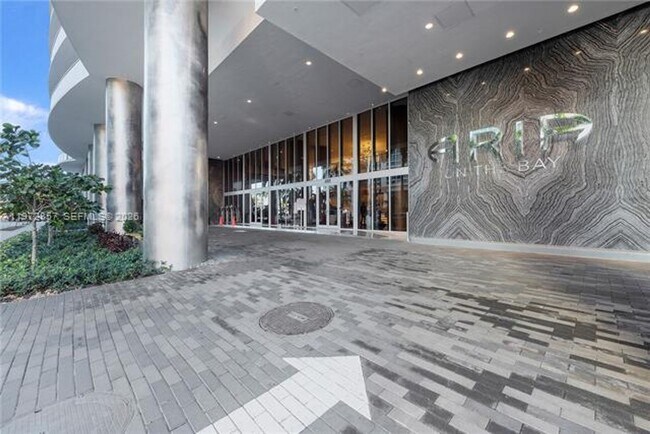 Photo - 488 NE 18th St Unidad 488 NE 18th St  4703