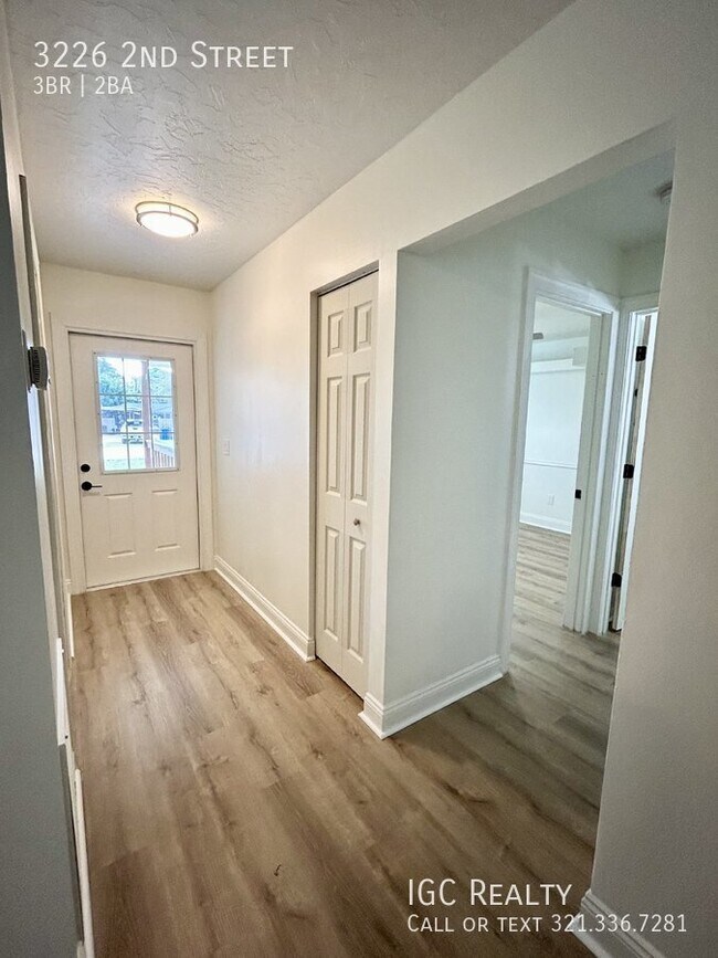 Charming 3 Bed, 2 Bath Rental in Vero Beac... House Rental in Vero