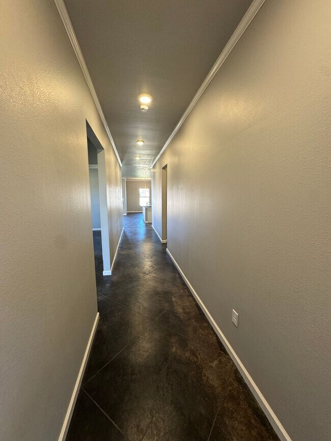 Photo - Located in Beacon Pointe!!!4bedrooms 2bath...