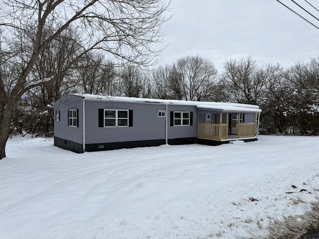 Photo - 208 Slate Hill Rd