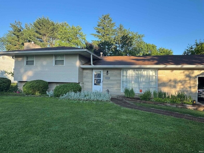 Photo - 3512 S Bainbridge Dr House