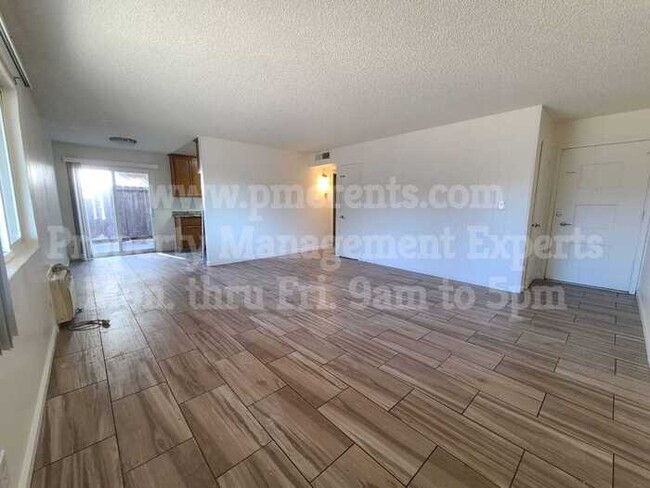 Photo - 3917 N Ryde Ave Condominio Unidad 3917