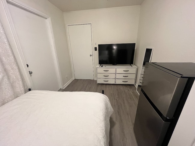 Photo - 7327 Sovereign Ct