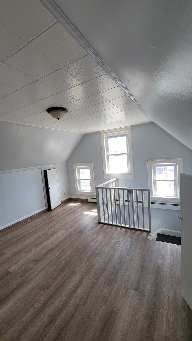 Photo - 397 Clifton Ave Unit 3