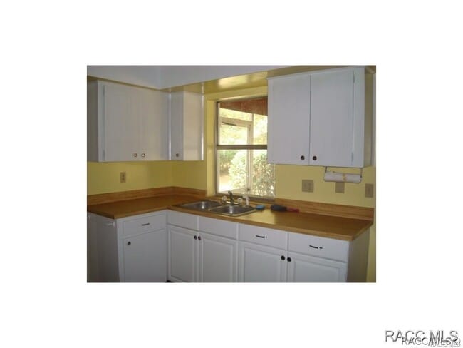 Photo - 9081 N Golfview Dr