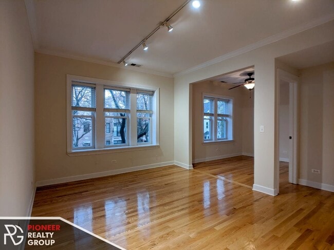 Building Photo - 3240 N Clifton Ave